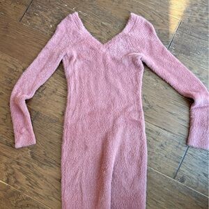 Abercrombie & Fitch Soft Pink Sweater